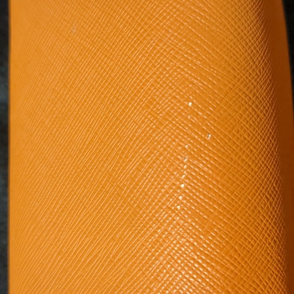 Tory Burch Sunglasses Case and dust bag - Picture 9 of 10